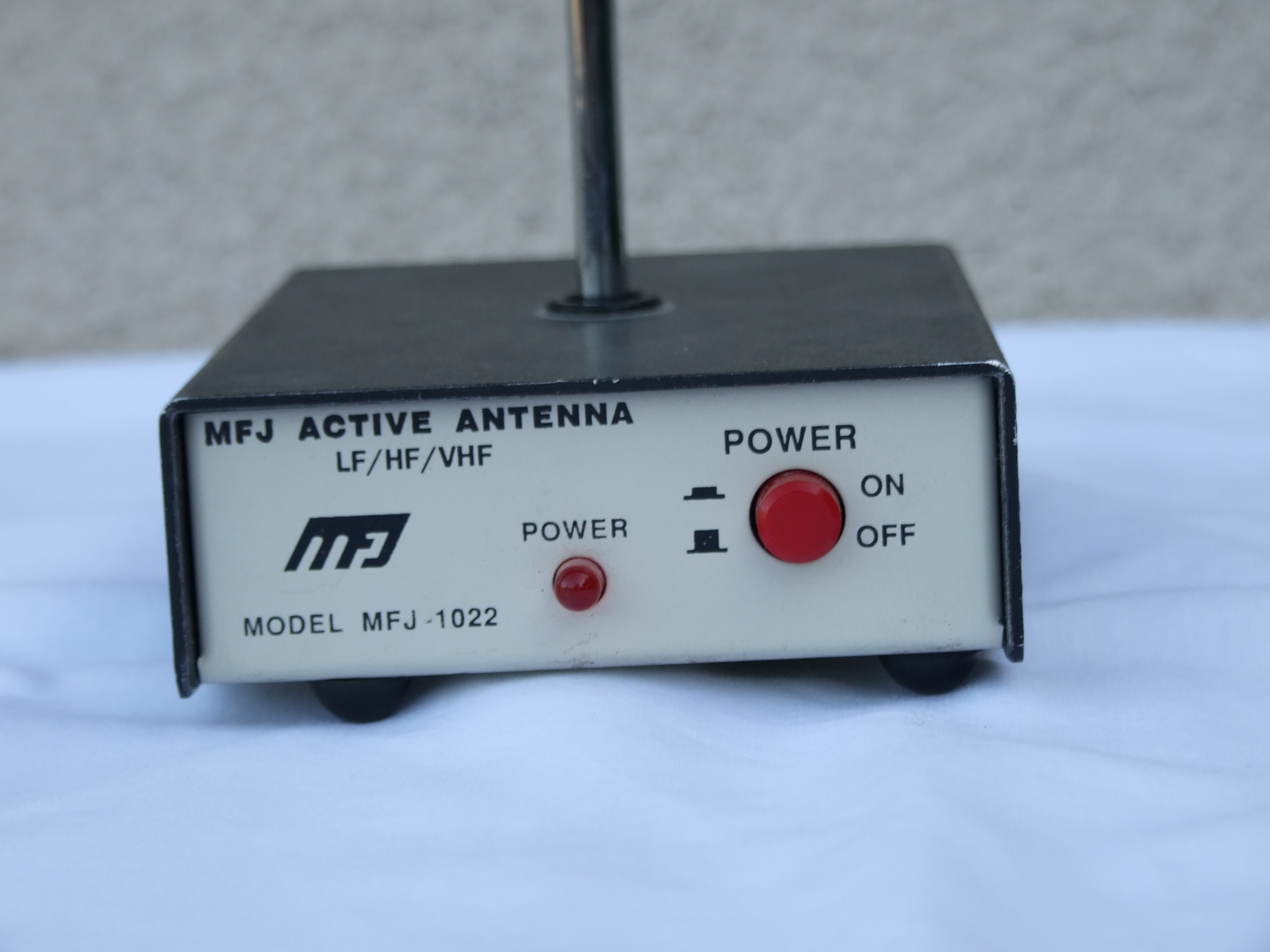 MFJ 1022 Active Antenna.